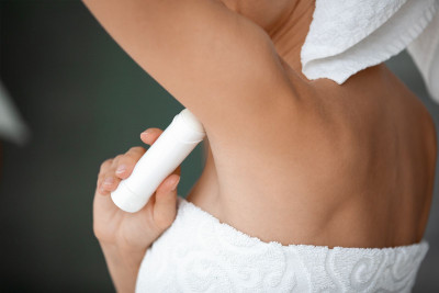 Adakah Efek Samping Deodoran Jika Dipakai Setiap Hari?